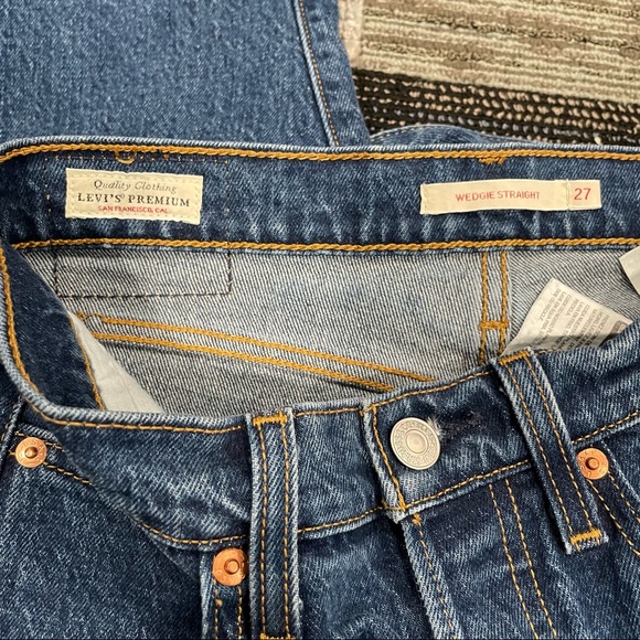 Levi’s Premium Wedgie Straight Jeans Blue Raw Hem Button Fly Sz 27 Dark Wash - Picture 11 of 13